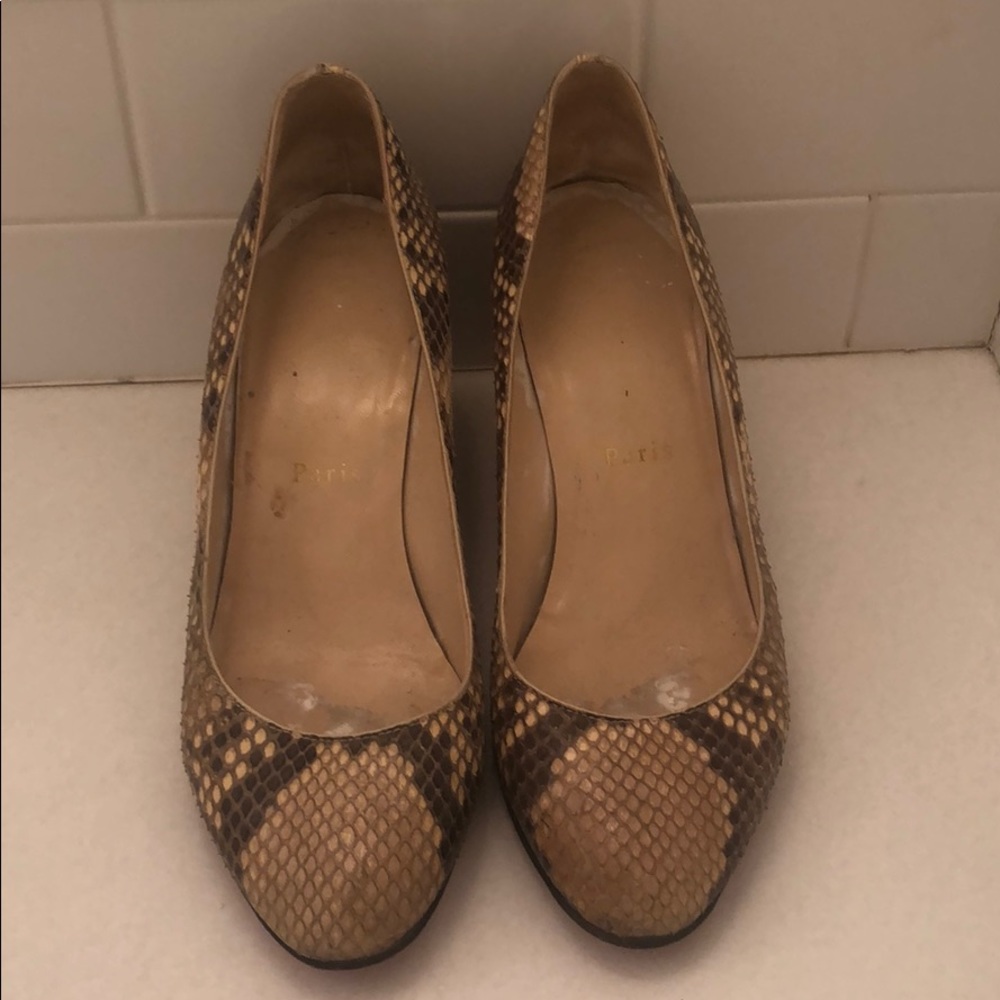 Louboutin skin miss box